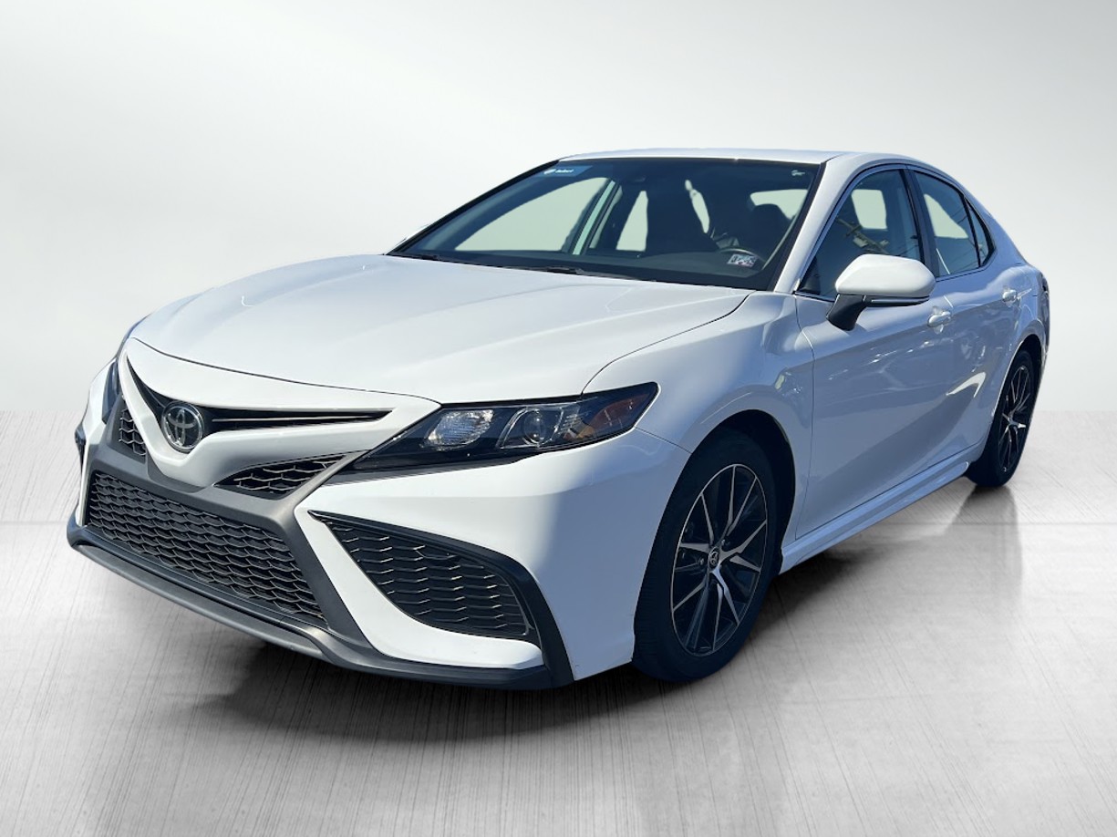 2023 Toyota Camry SE photo 2