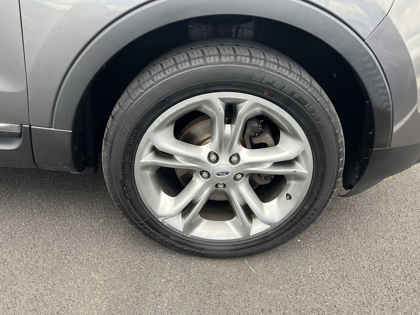 2013 Ford Explorer Limited photo 10