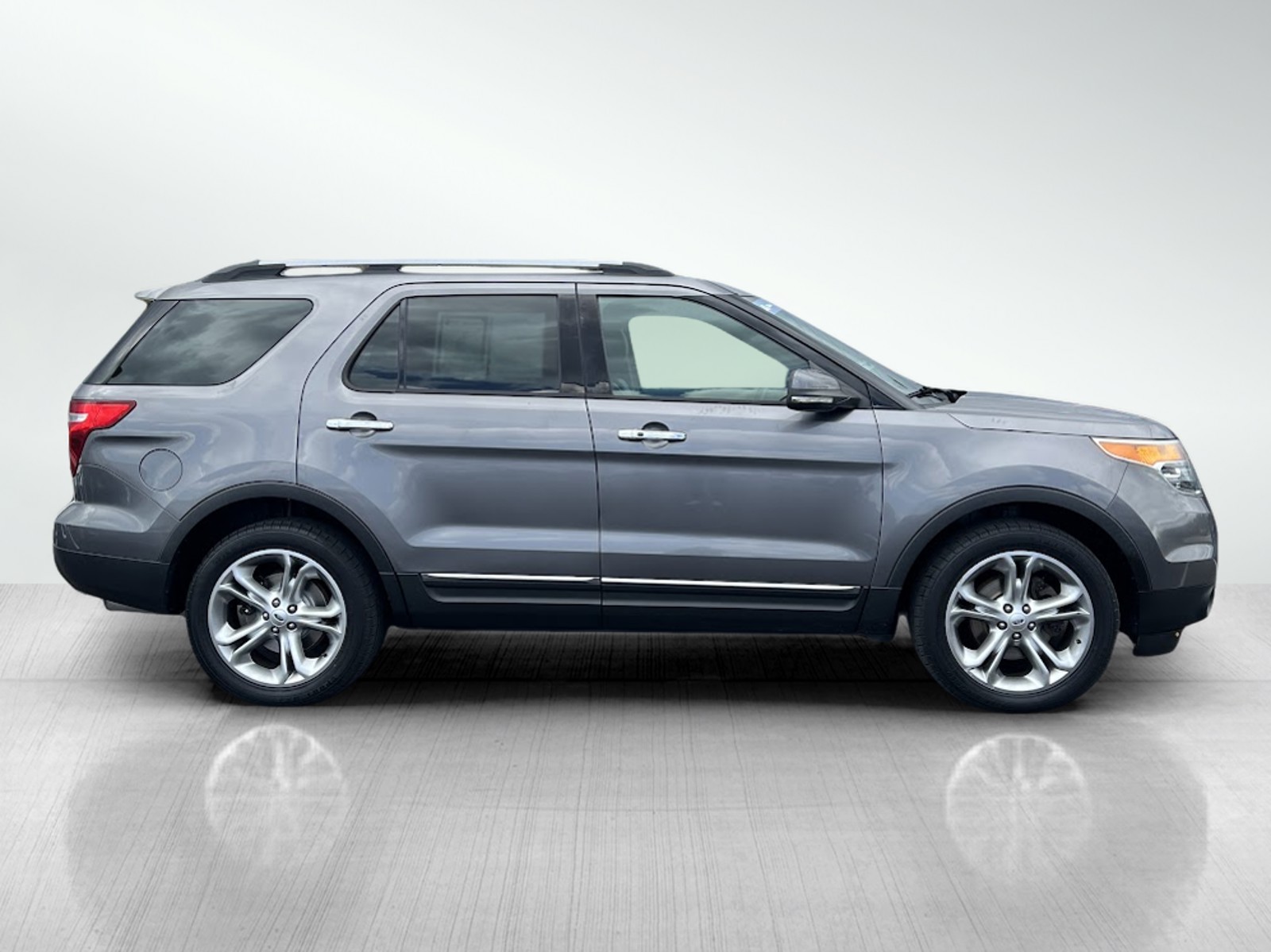 2013 Ford Explorer Limited photo 4