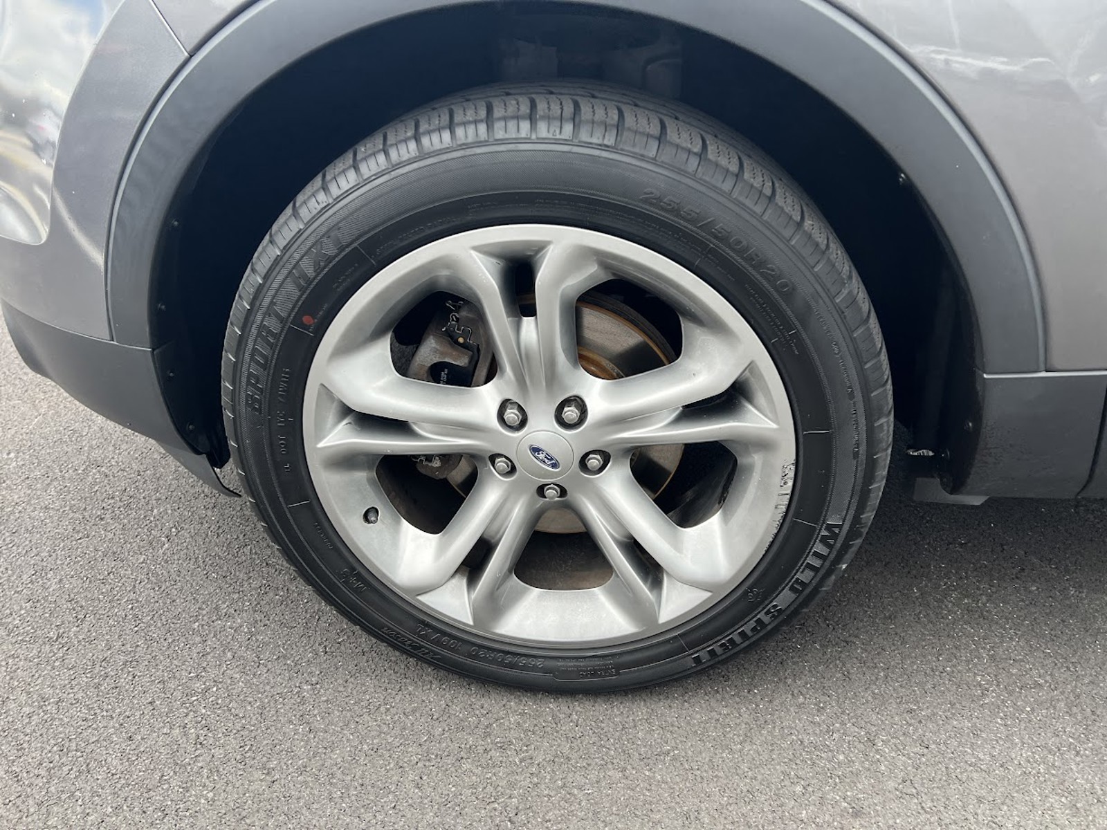 2013 Ford Explorer Limited photo 9