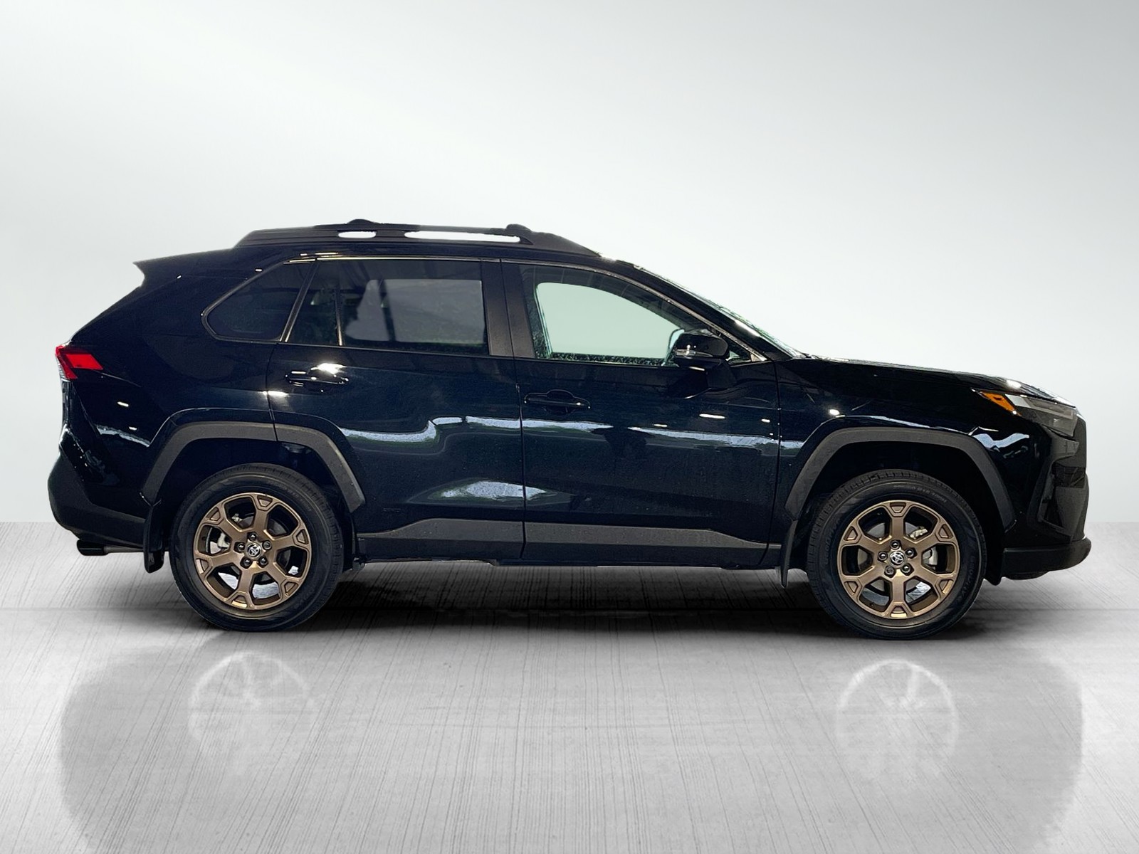2024 Toyota RAV4 Hybrid photo 4
