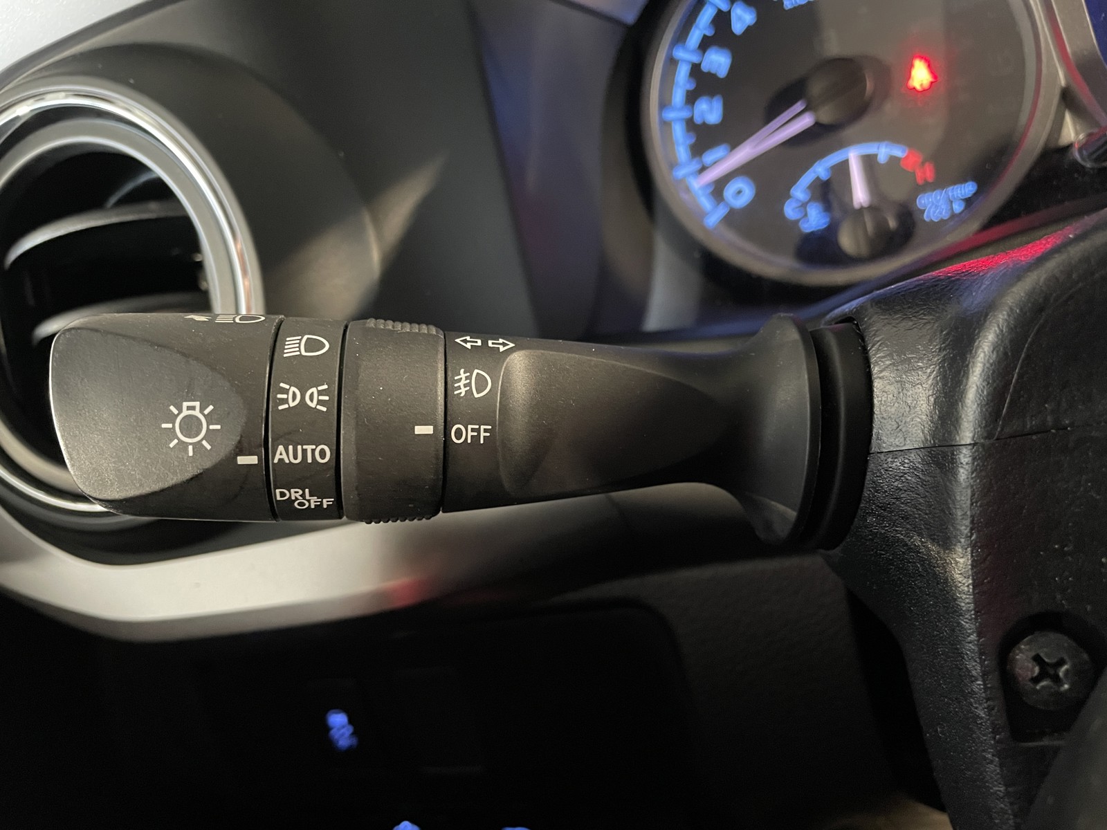 2022 Toyota Tacoma SR5 Double Cab photo 14