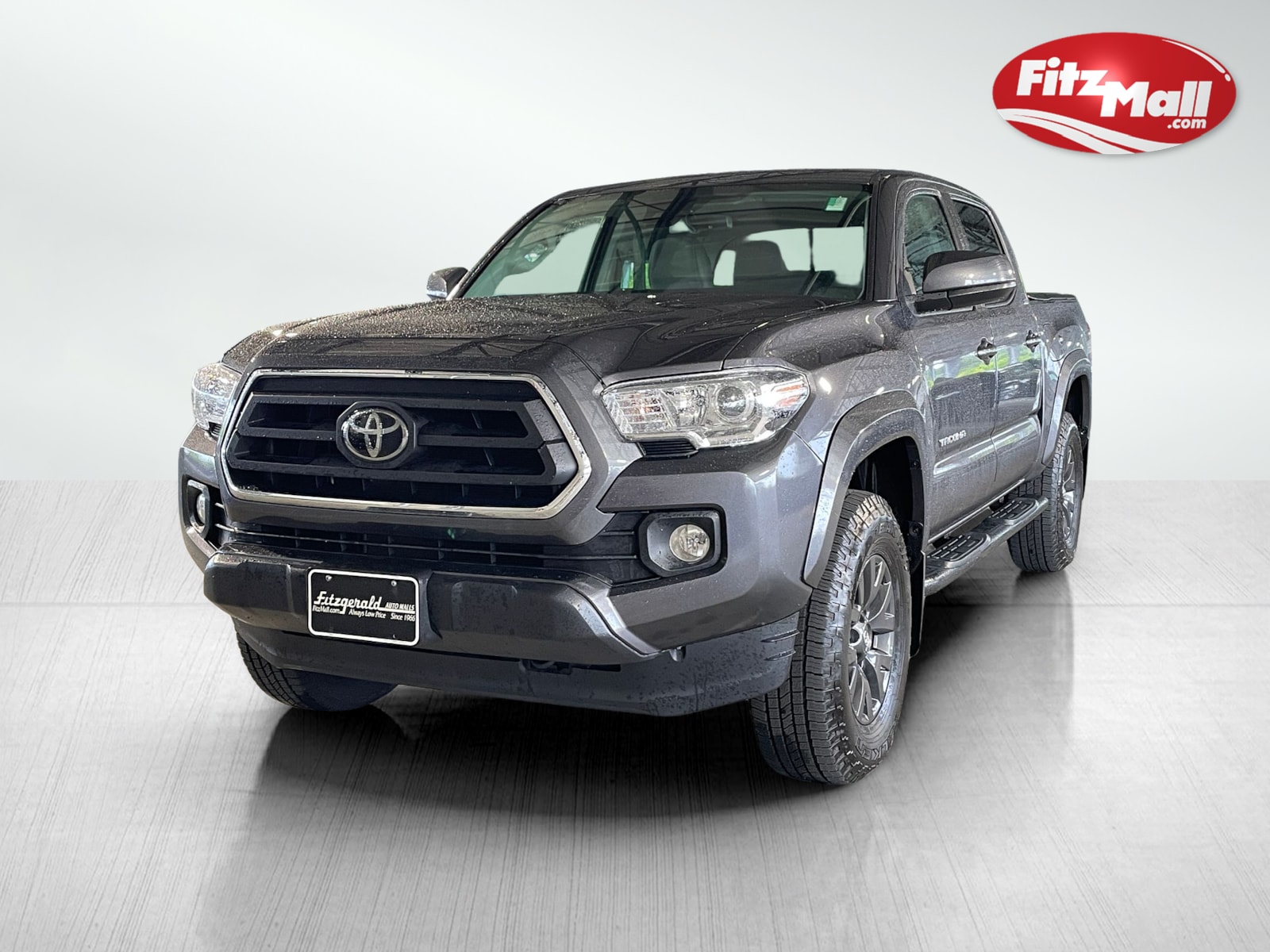 2022 Toyota Tacoma SR5 Double Cab photo 2