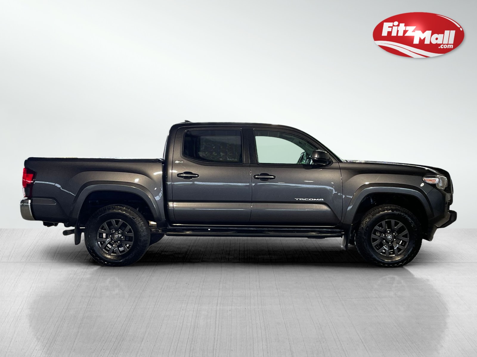 2022 Toyota Tacoma SR5 Double Cab photo 4