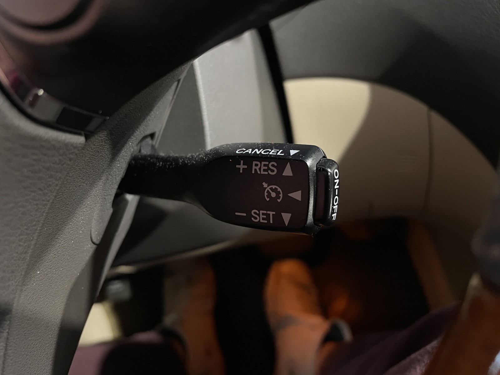 2010 Lexus ES 350 Base photo 16
