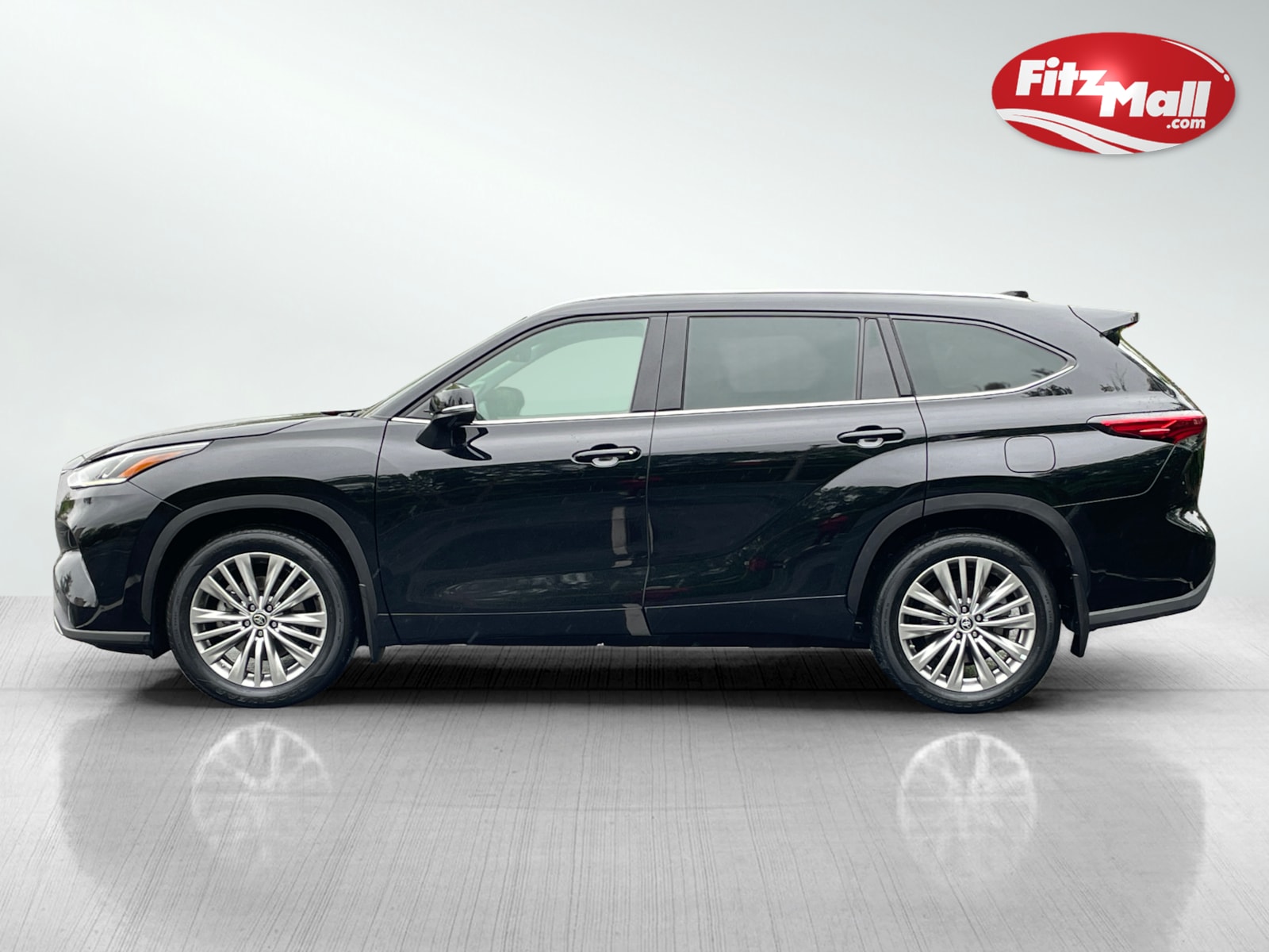 2022 Toyota Highlander Platinum photo 3