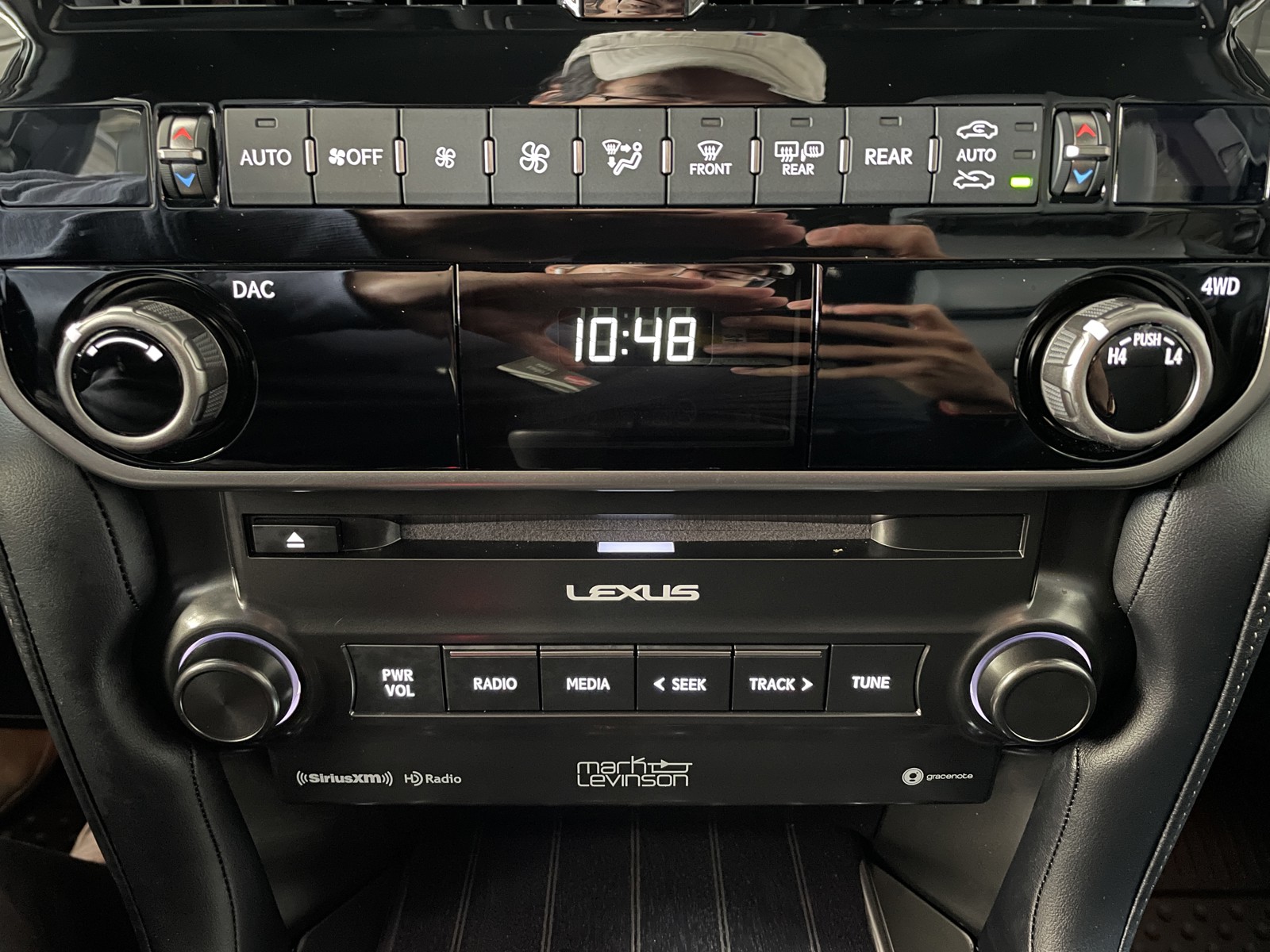 2022 Lexus GX 460 photo 23