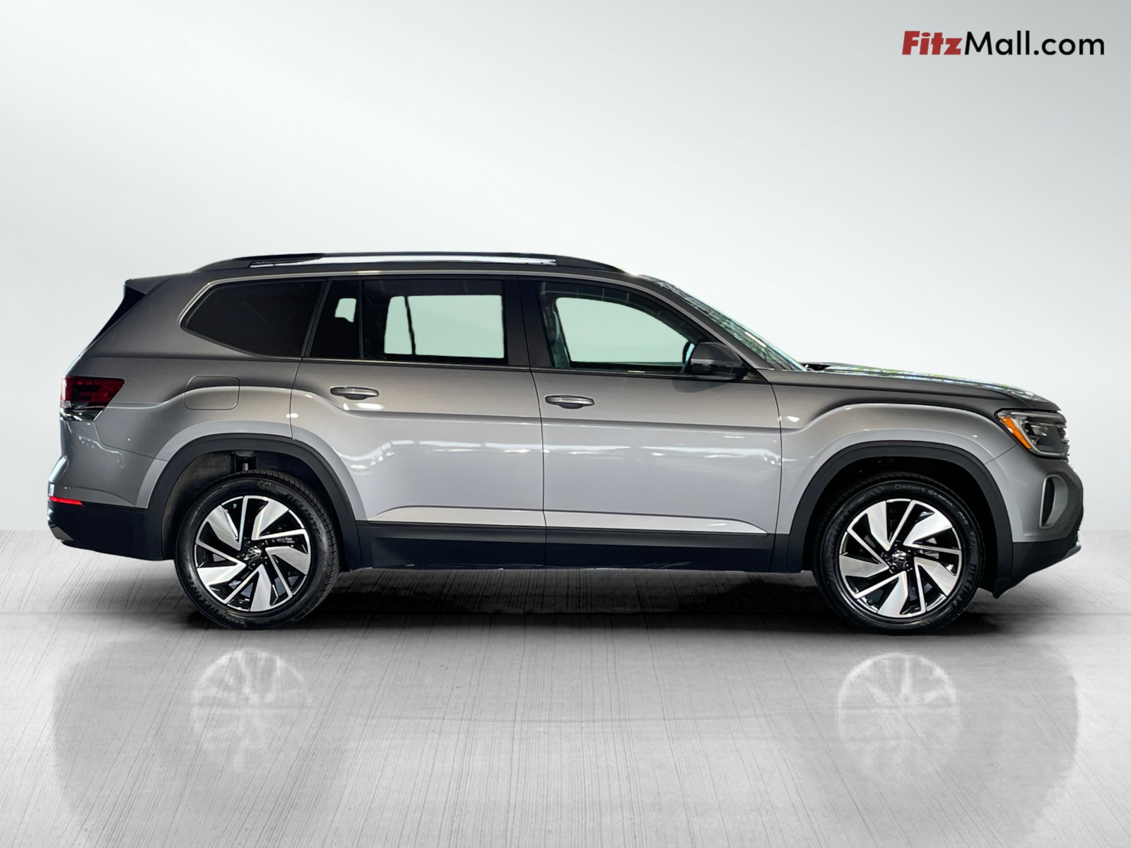 2024 Volkswagen Atlas SE Technology photo 4