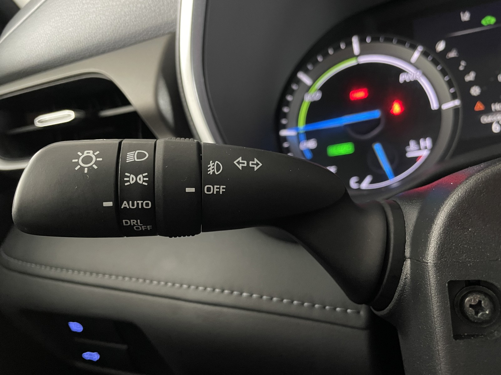 2021 Toyota Highlander Hybrid XLE photo 16