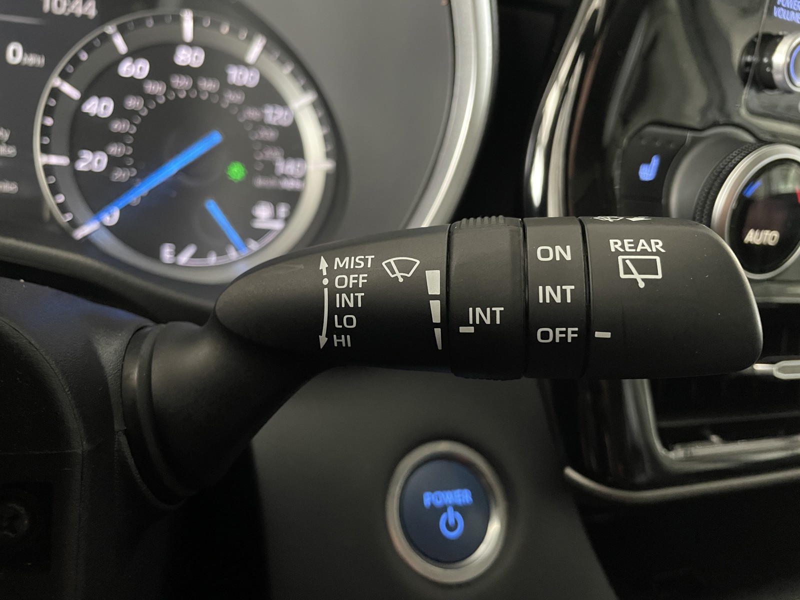 2021 Toyota Highlander Hybrid XLE photo 17