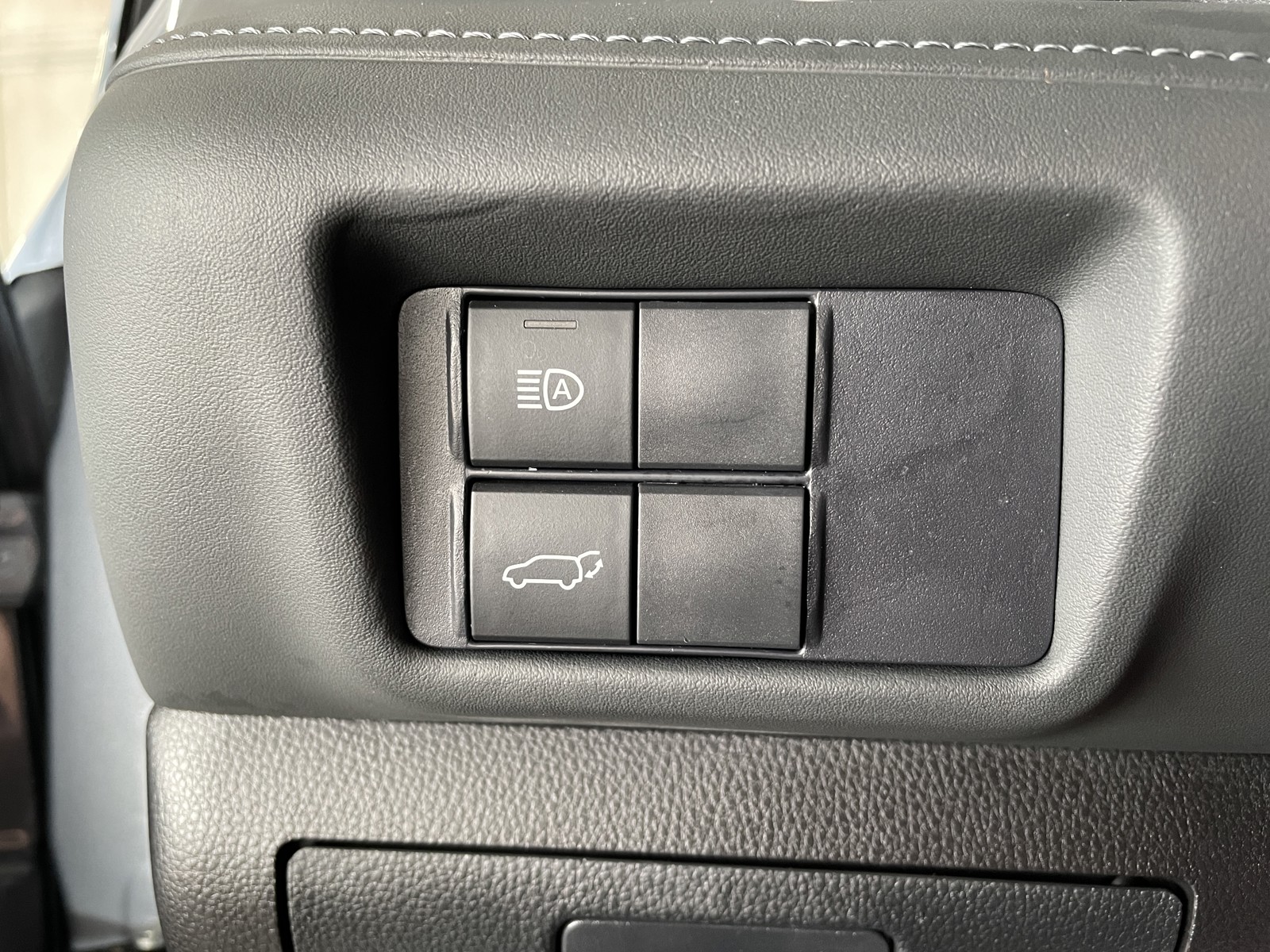 2021 Toyota Highlander Hybrid XLE photo 27