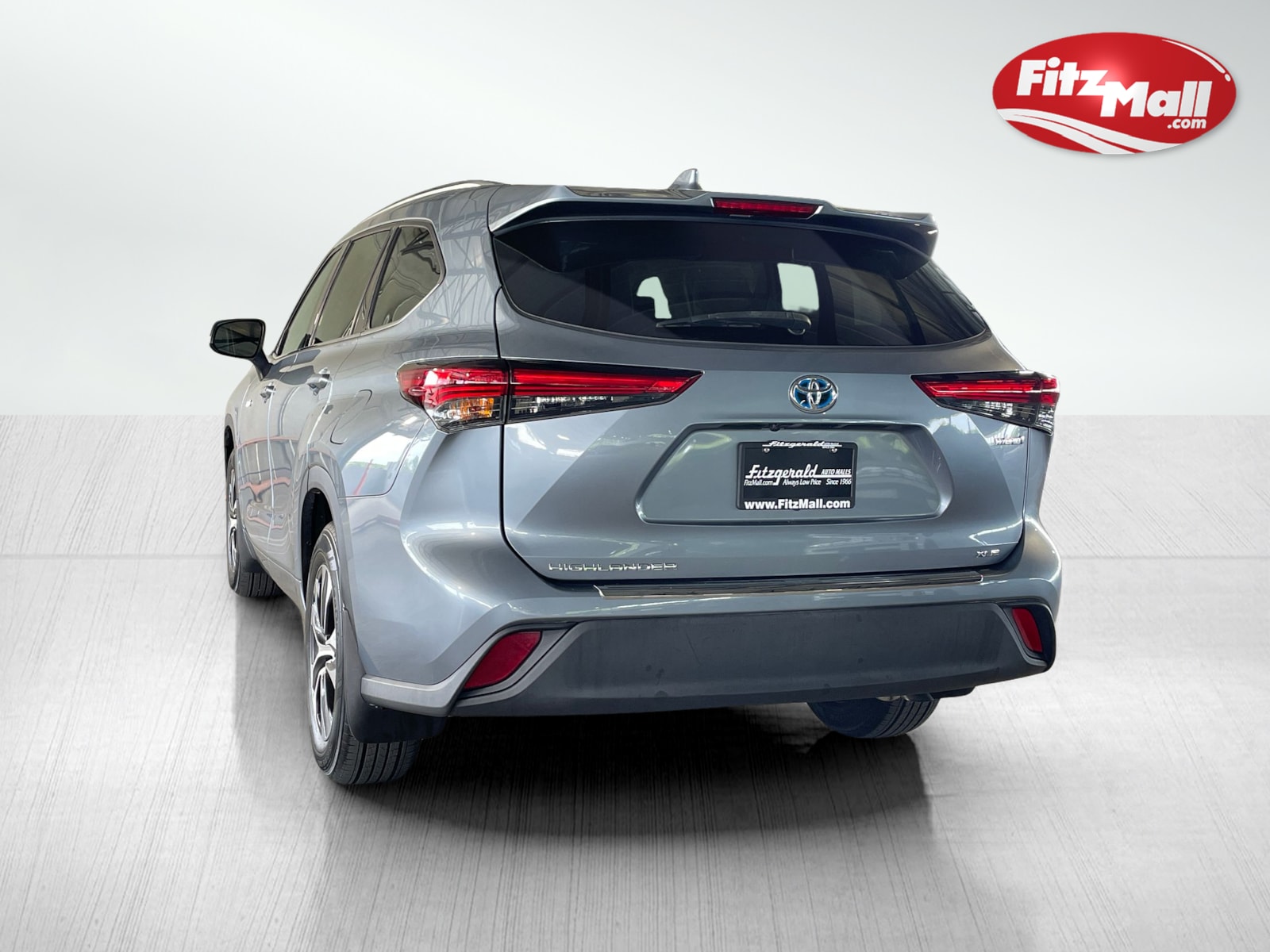 2021 Toyota Highlander Hybrid XLE photo 6