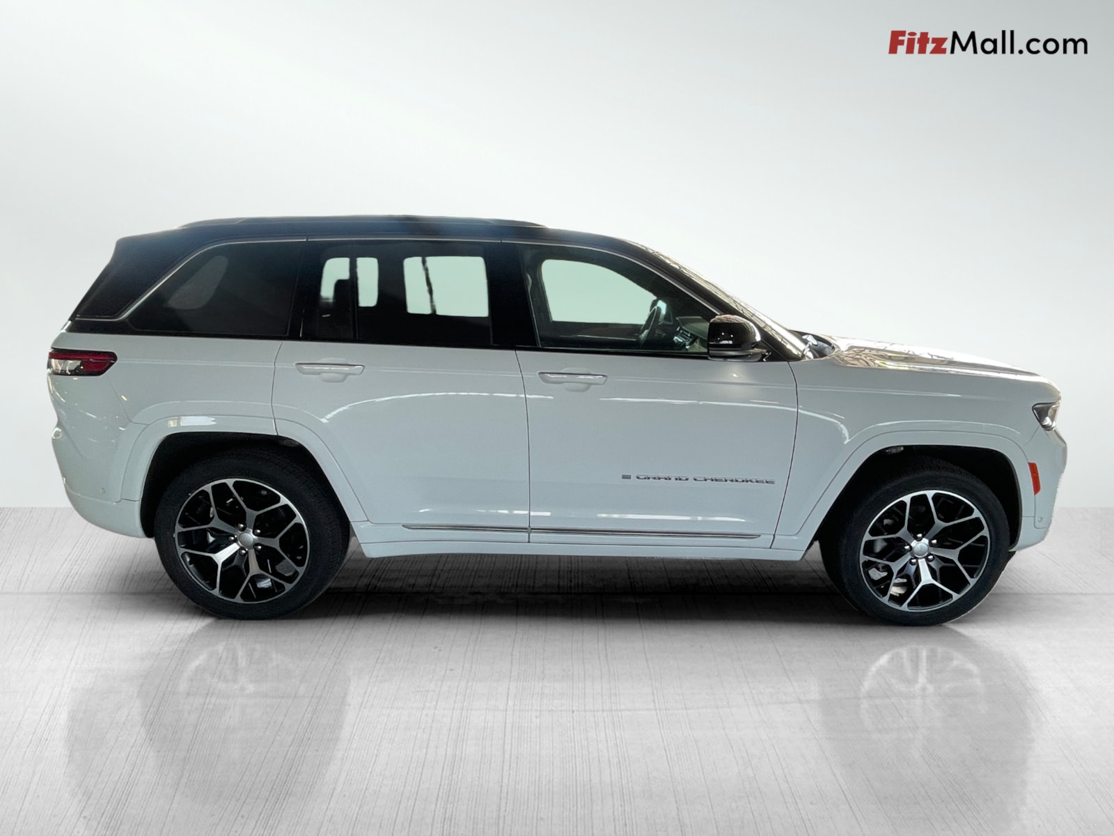 2022 Jeep Cherokee Summit Reserve 4xe photo 4