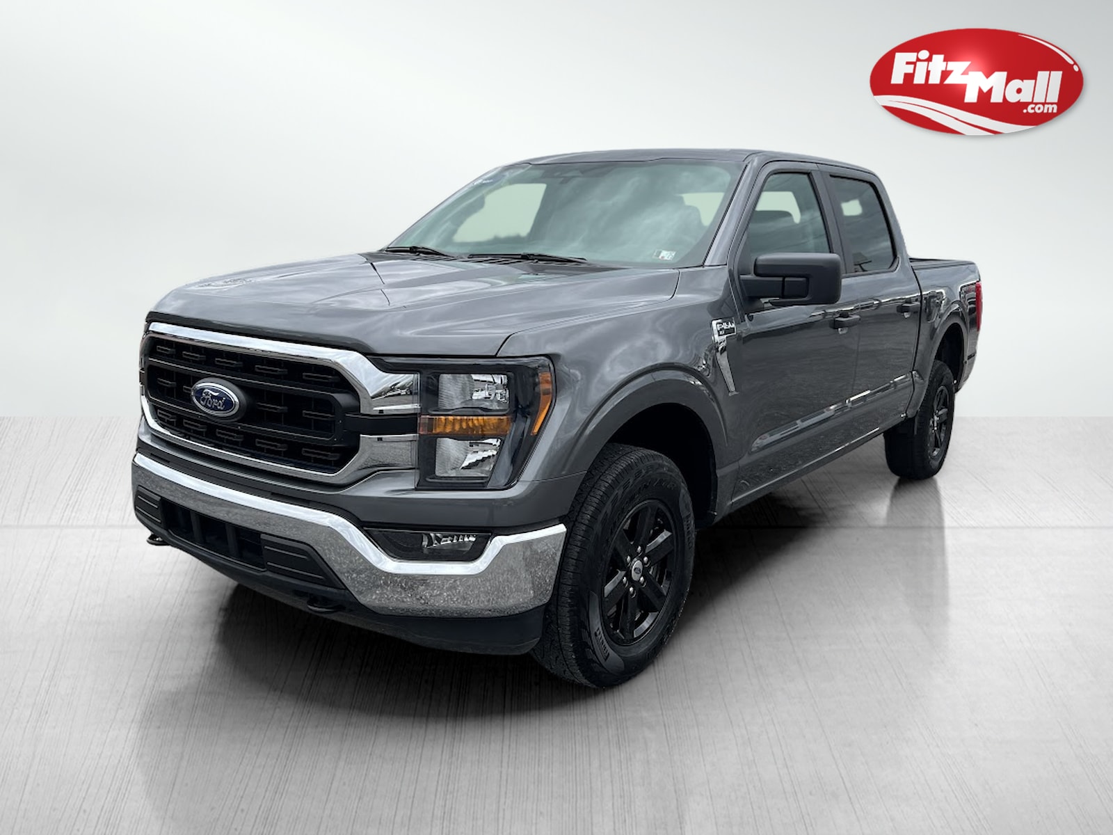 2023 Ford F-150 XLT photo 2
