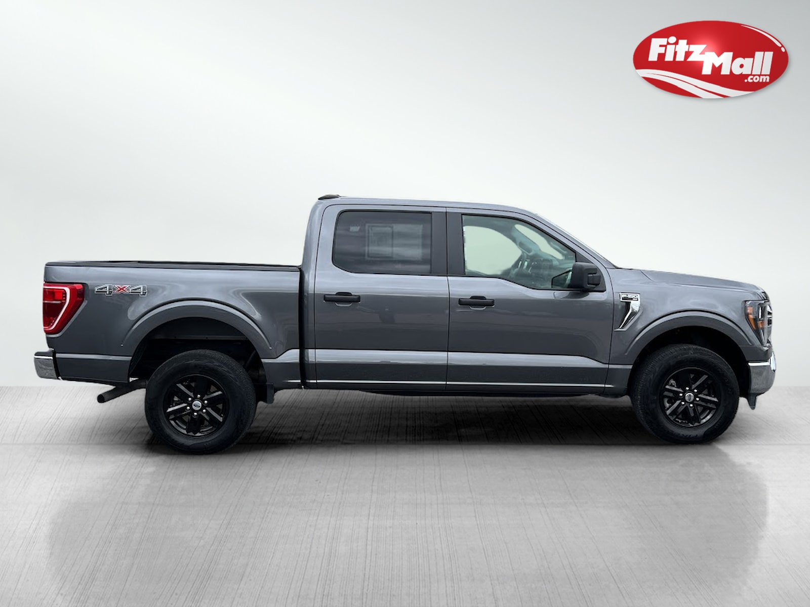 2023 Ford F-150 XLT photo 3