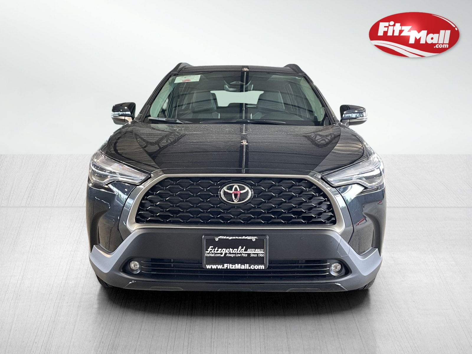 2025 Toyota Corolla Cross XLE photo 5
