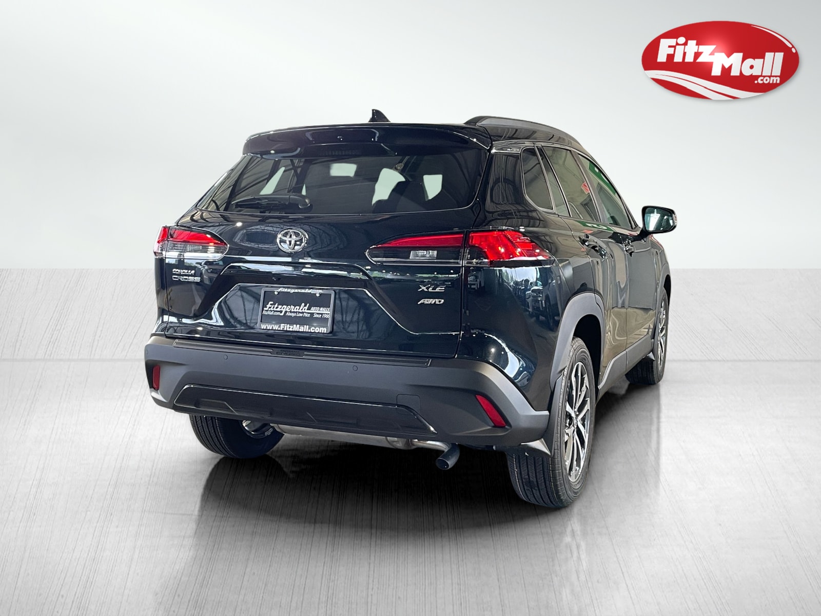2025 Toyota Corolla Cross XLE photo 8