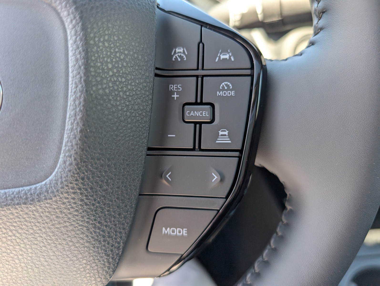 2025 Toyota Prius Nightshade Edition photo 17
