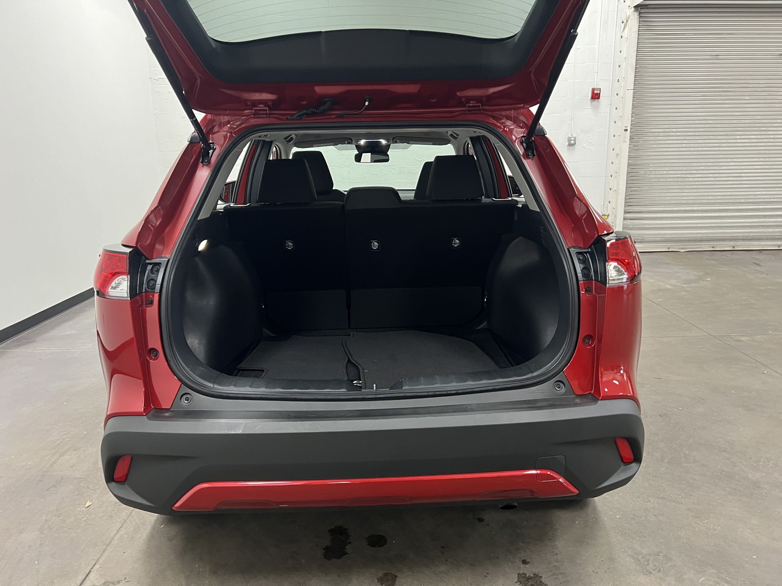 2024 Toyota Corolla Cross LE photo 14