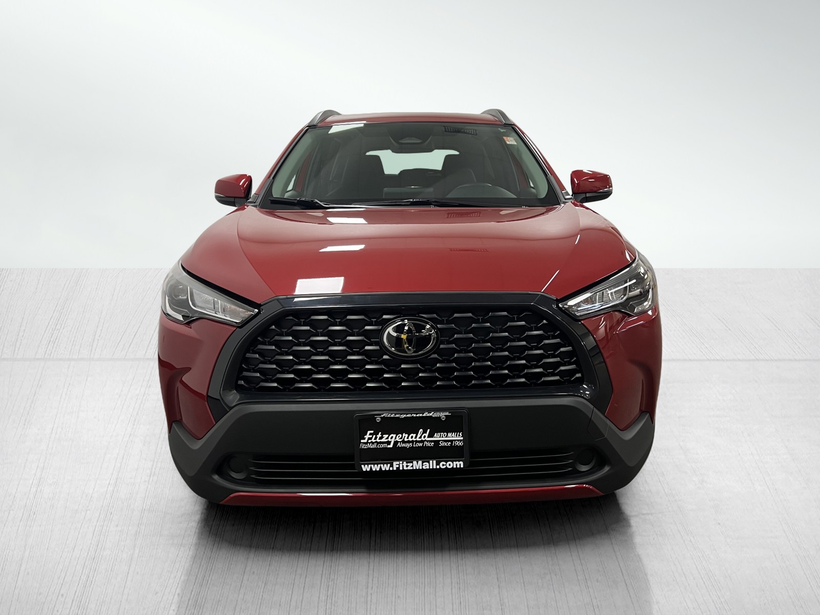 2024 Toyota Corolla Cross LE photo 5
