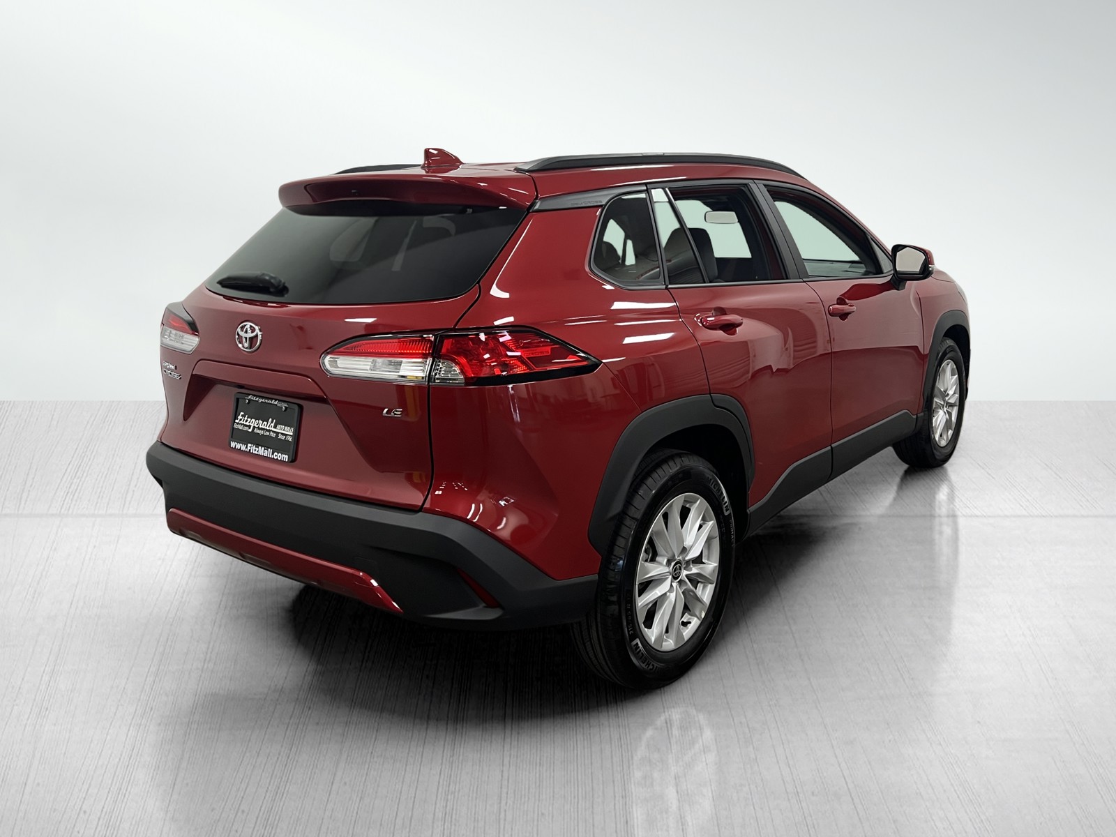 2024 Toyota Corolla Cross LE photo 7