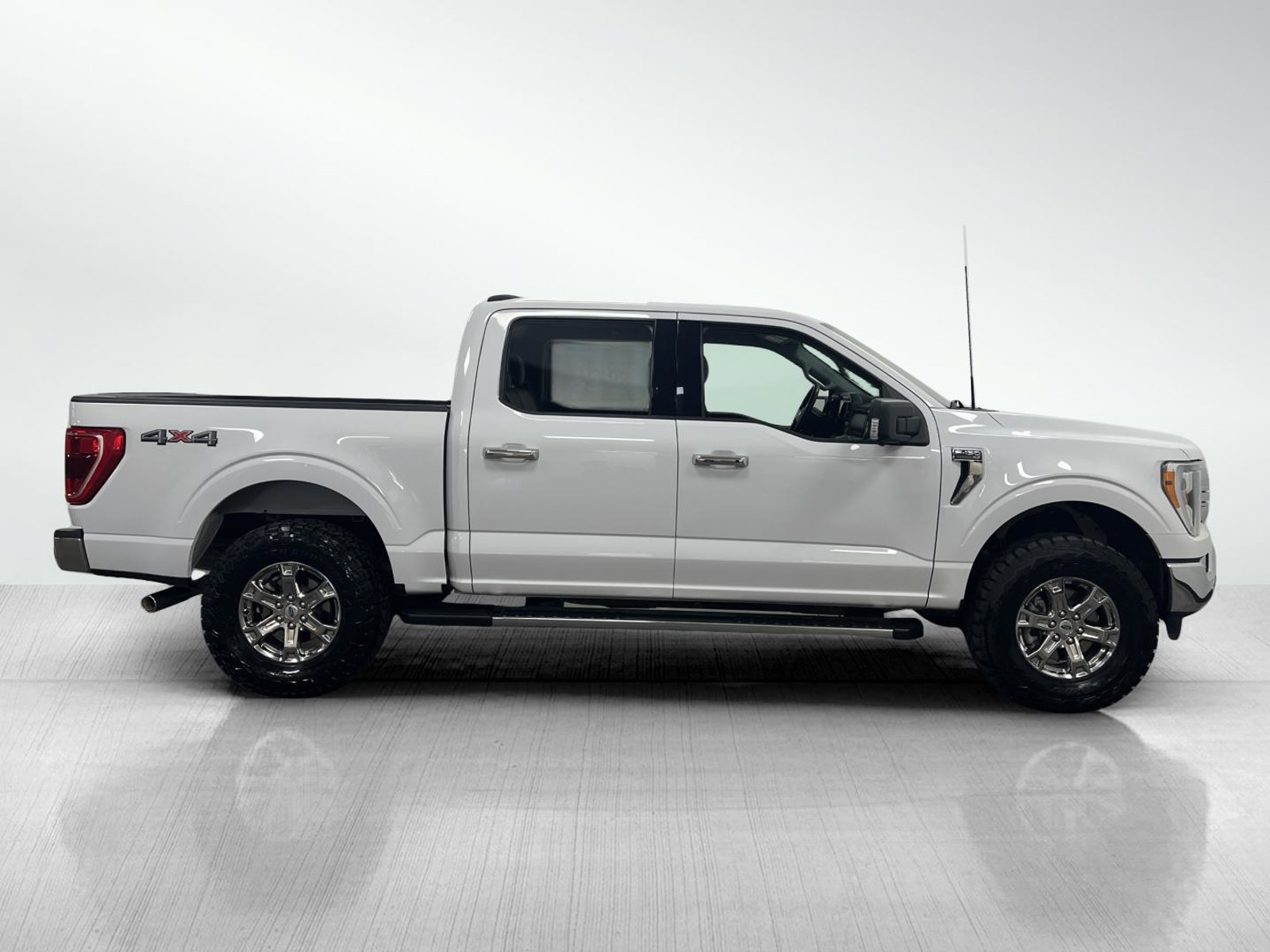 2021 Ford F-150 XLT photo 4
