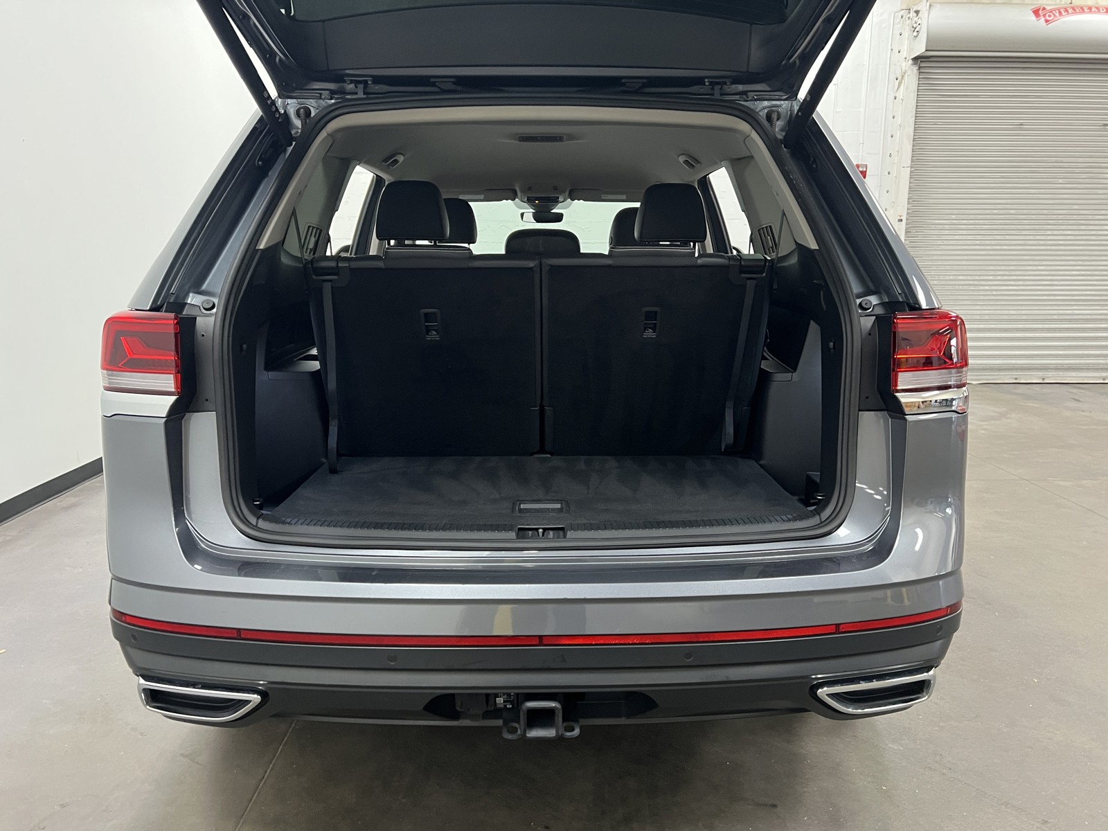 2024 Volkswagen Atlas SE Technology photo 15