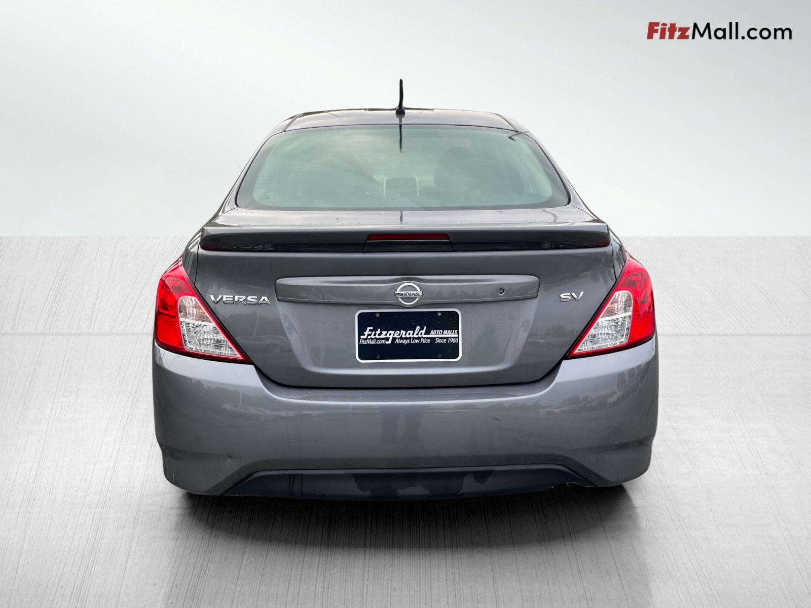 2018 Nissan Versa 1.6 SV photo 6