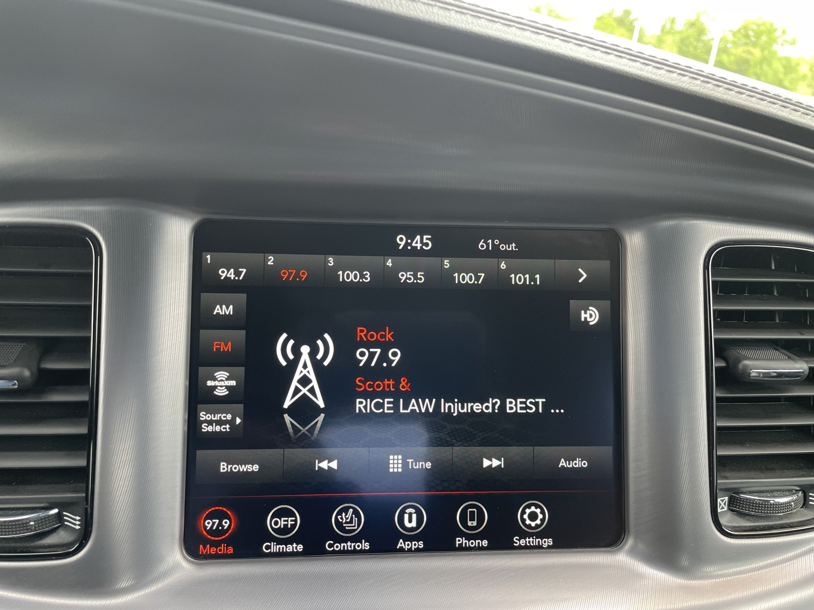2023 Dodge Charger SXT photo 17
