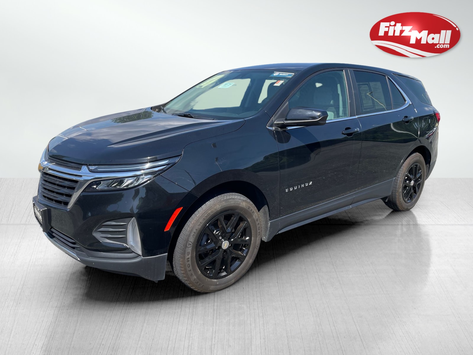 2022 Chevrolet Equinox LT photo 2