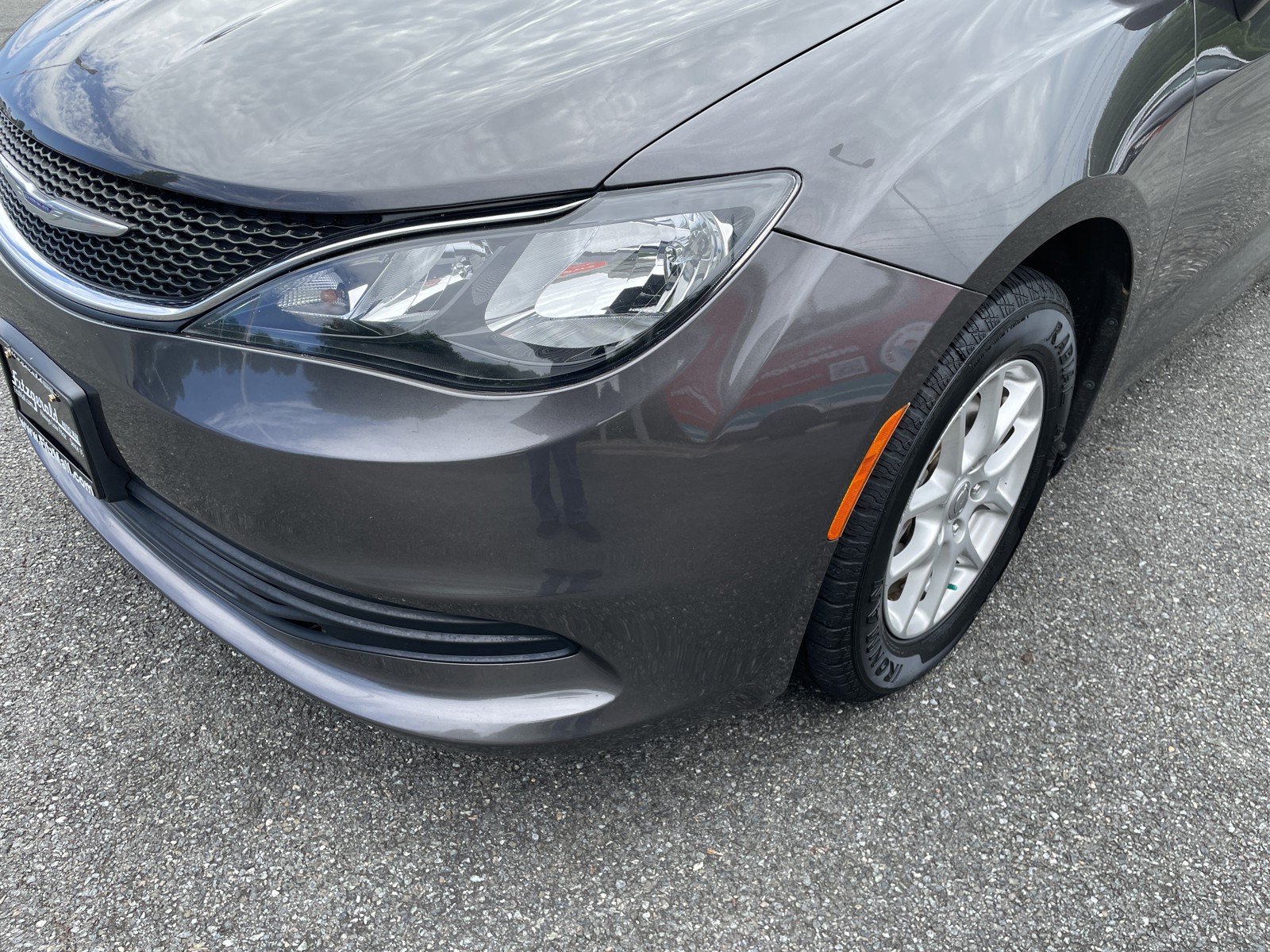 2020 Chrysler Voyager LXi photo 36