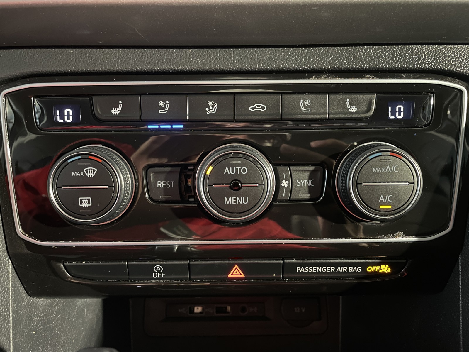2021 Volkswagen Atlas V6 SEL Premium photo 23