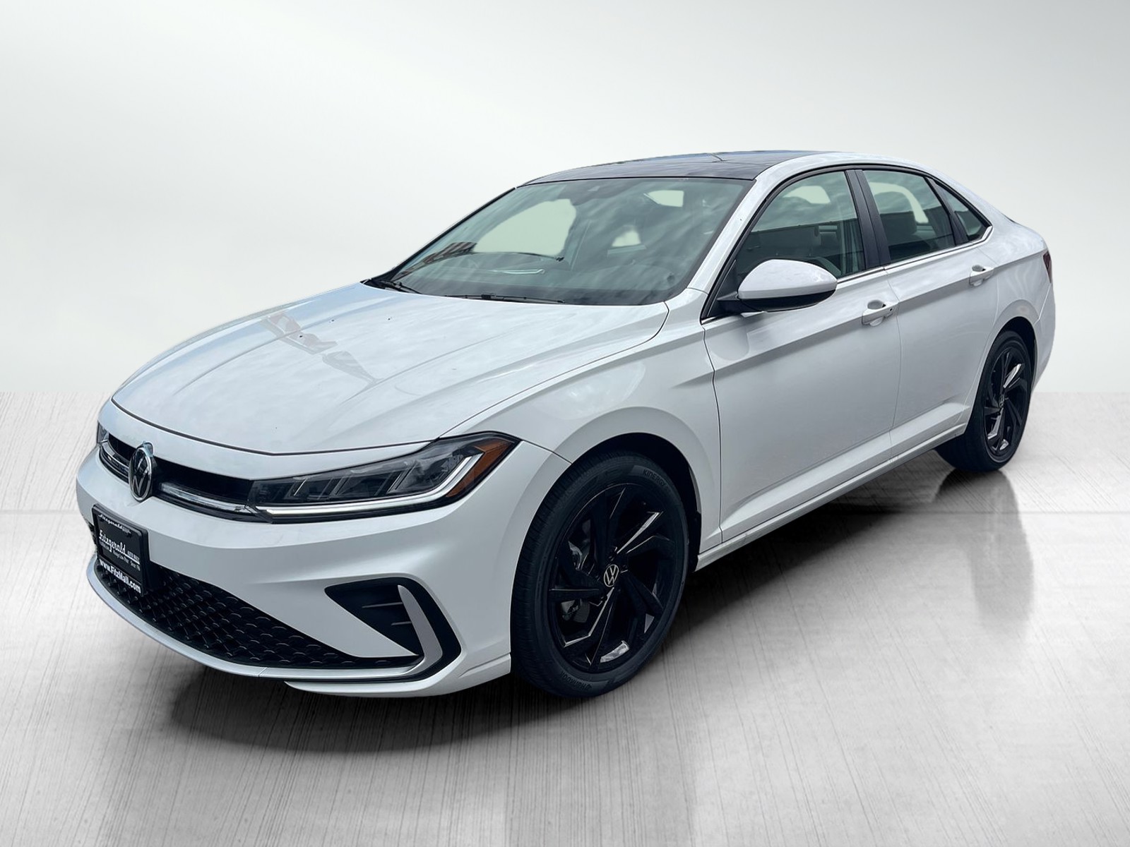 2025 Volkswagen Jetta 1.5T SE photo 2
