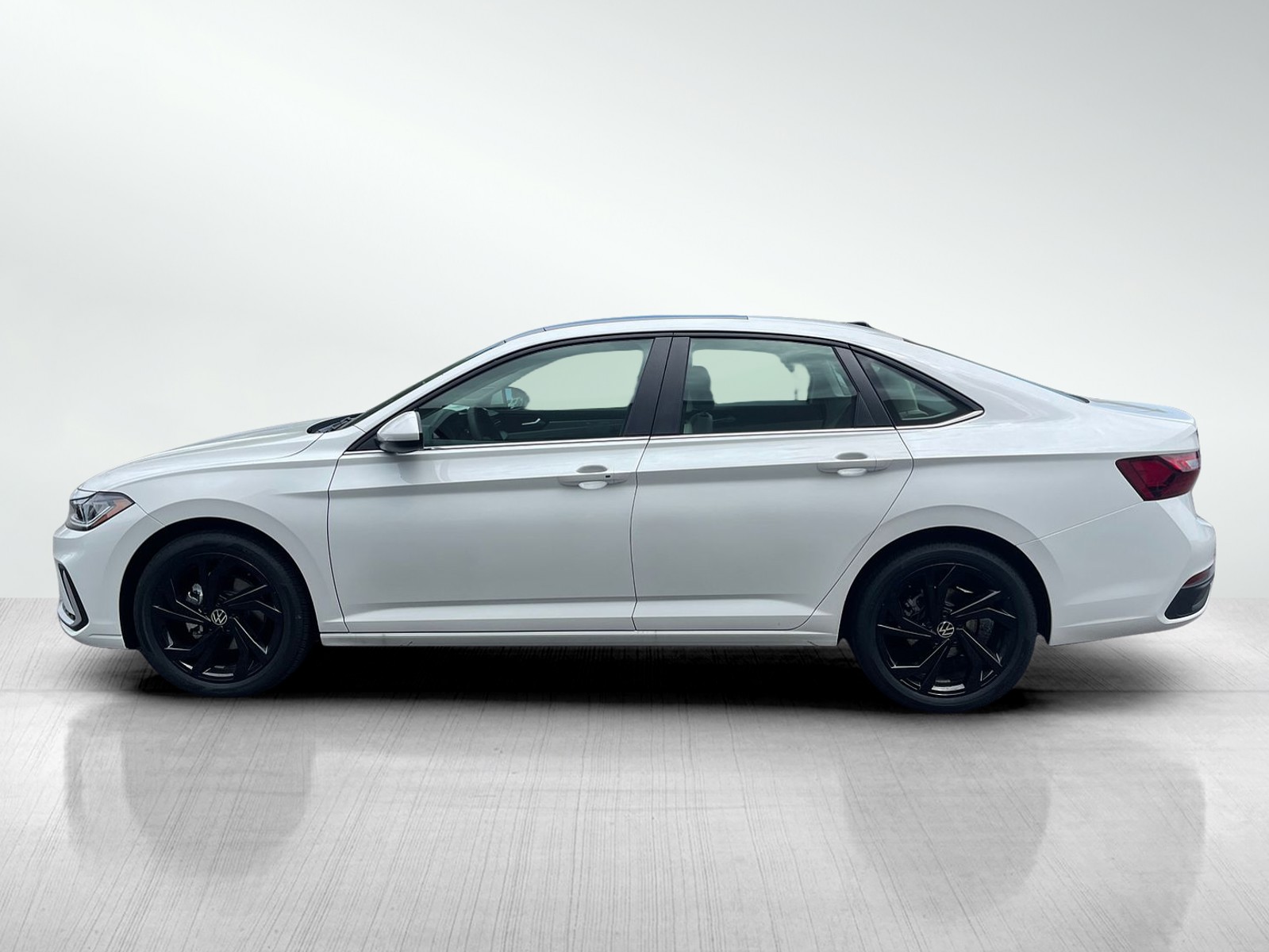 2025 Volkswagen Jetta 1.5T SE photo 3