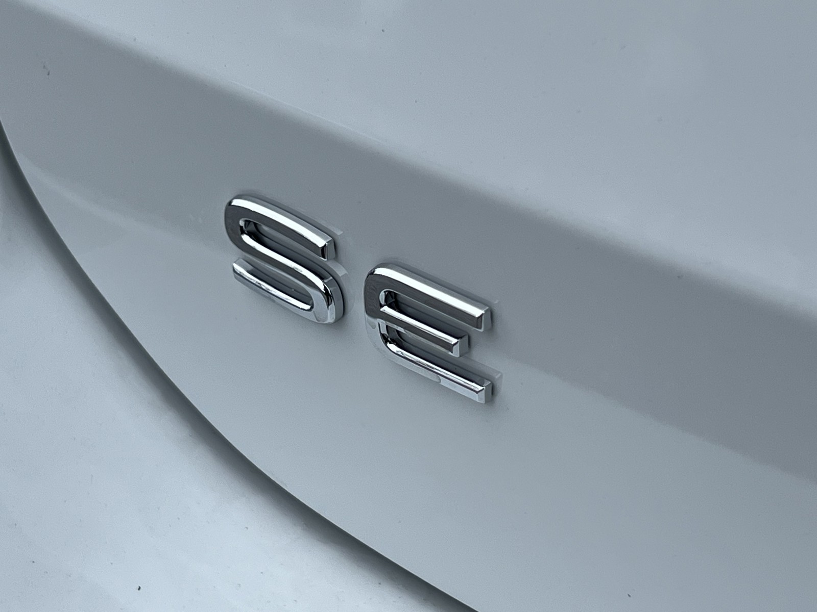 2025 Volkswagen Taos SE photo 14
