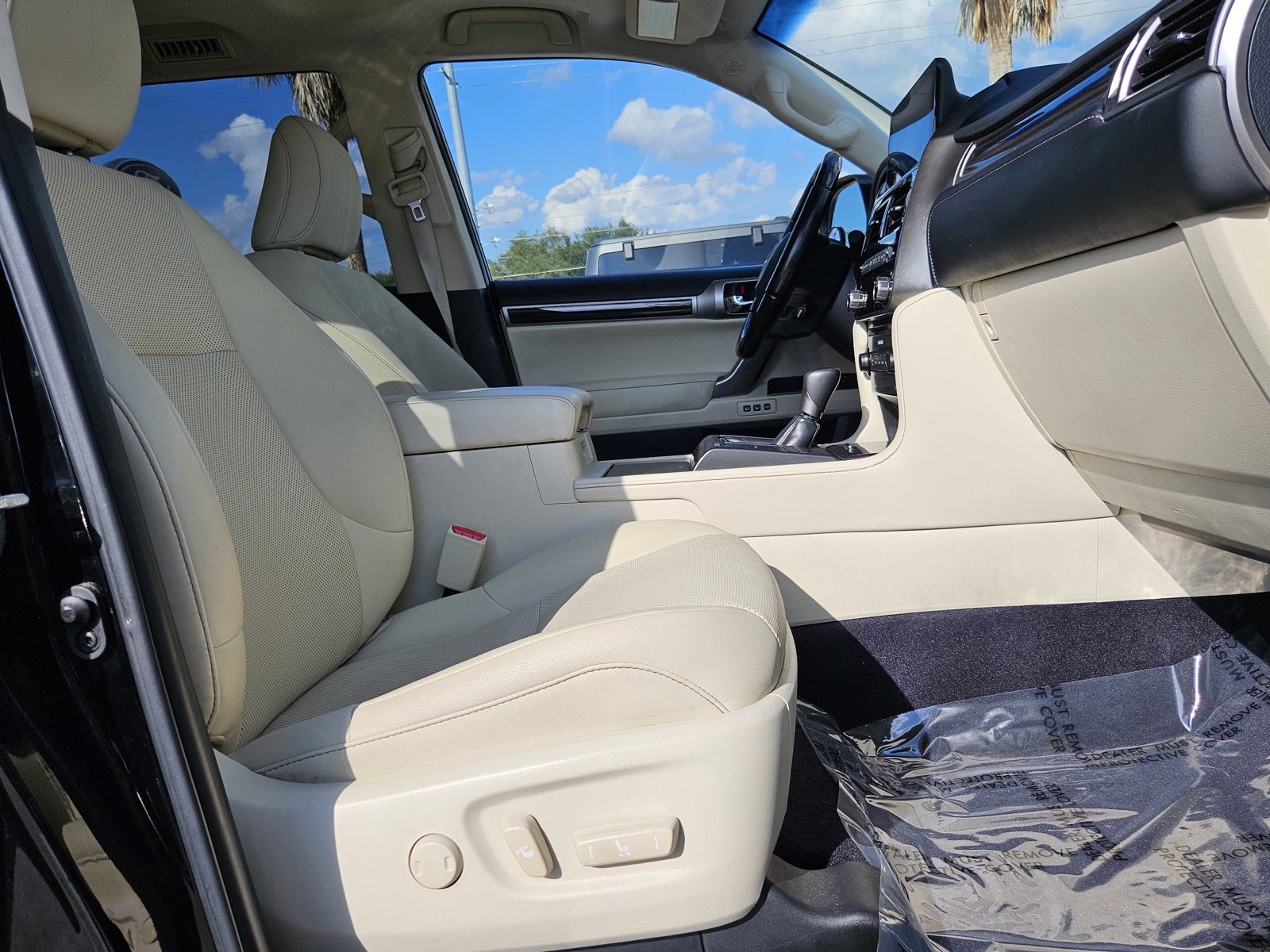 2022 Lexus GX - Photo 39