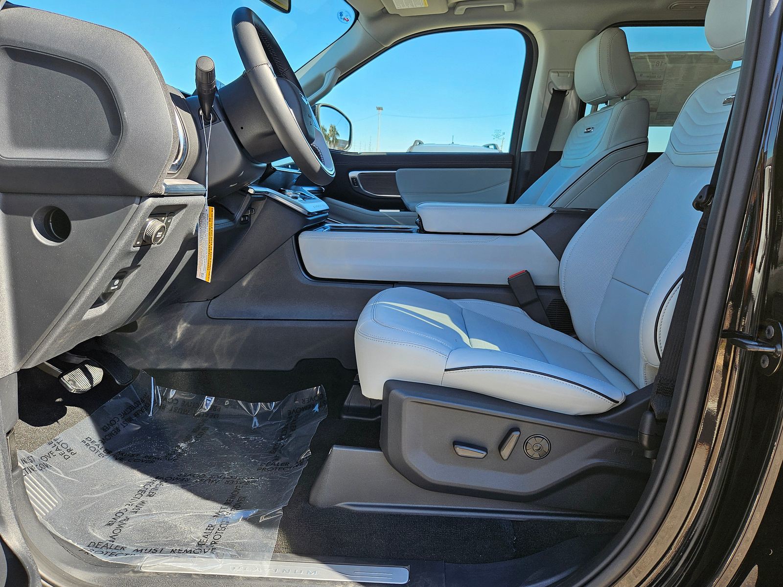 2025 Ford Expedition - Photo 10