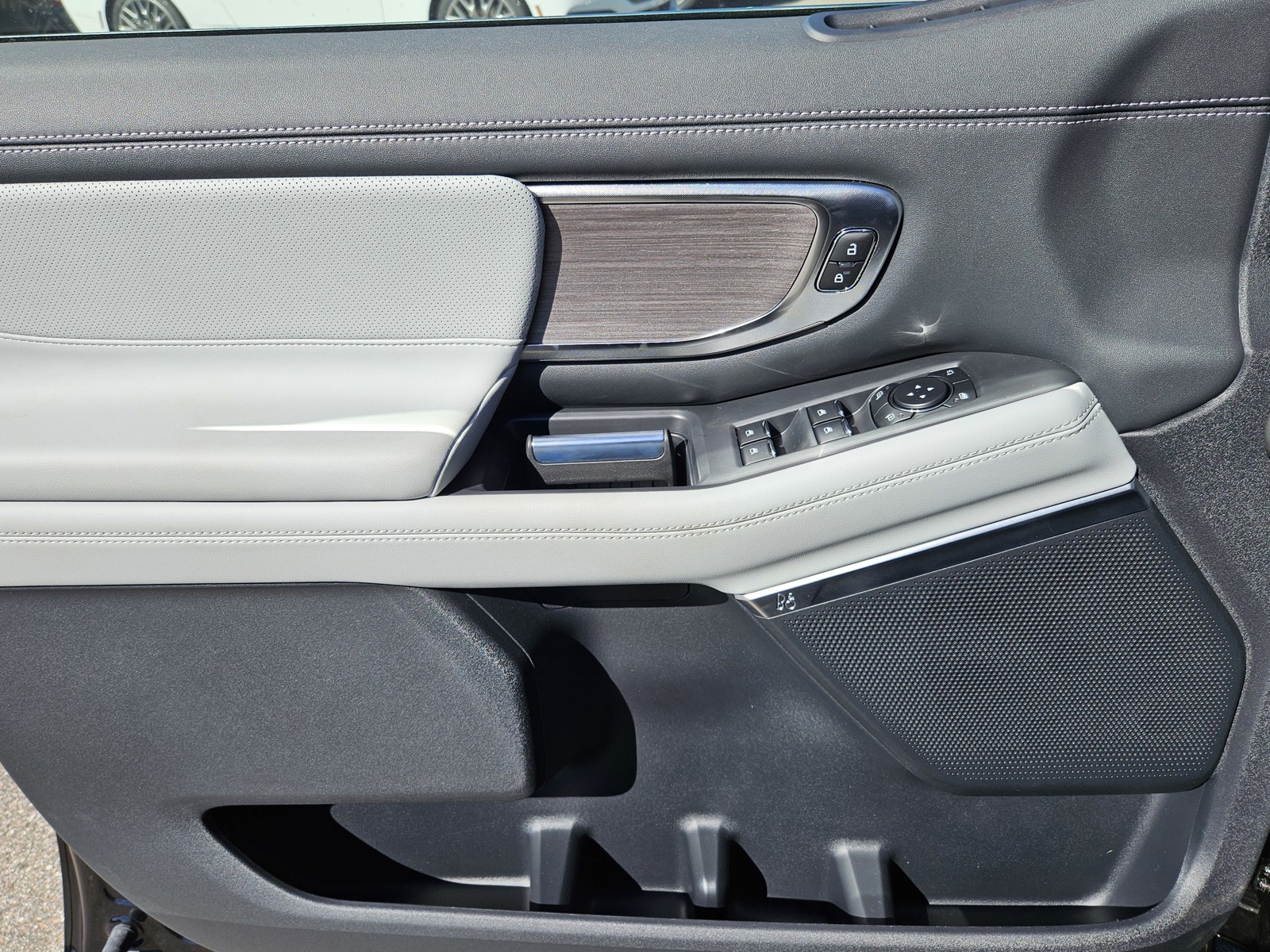 2025 Ford Expedition - Photo 13