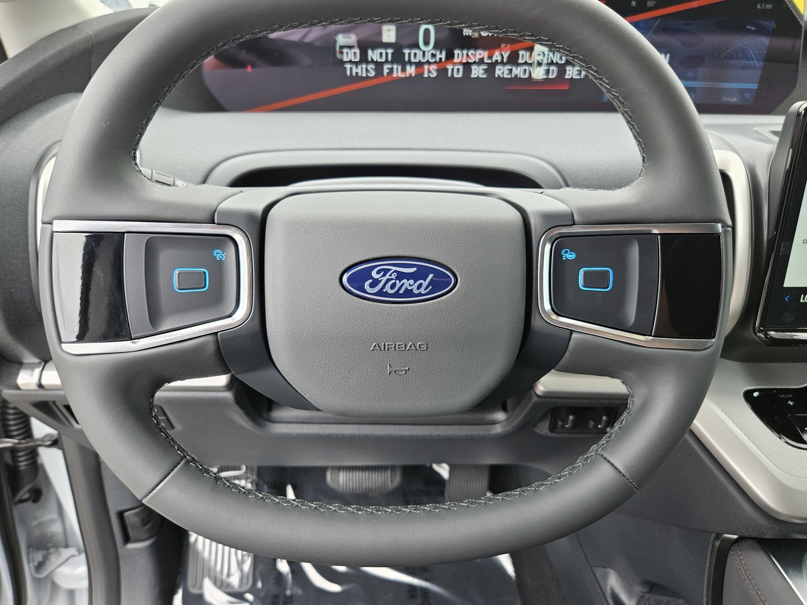 2025 Ford Expedition - Photo 14