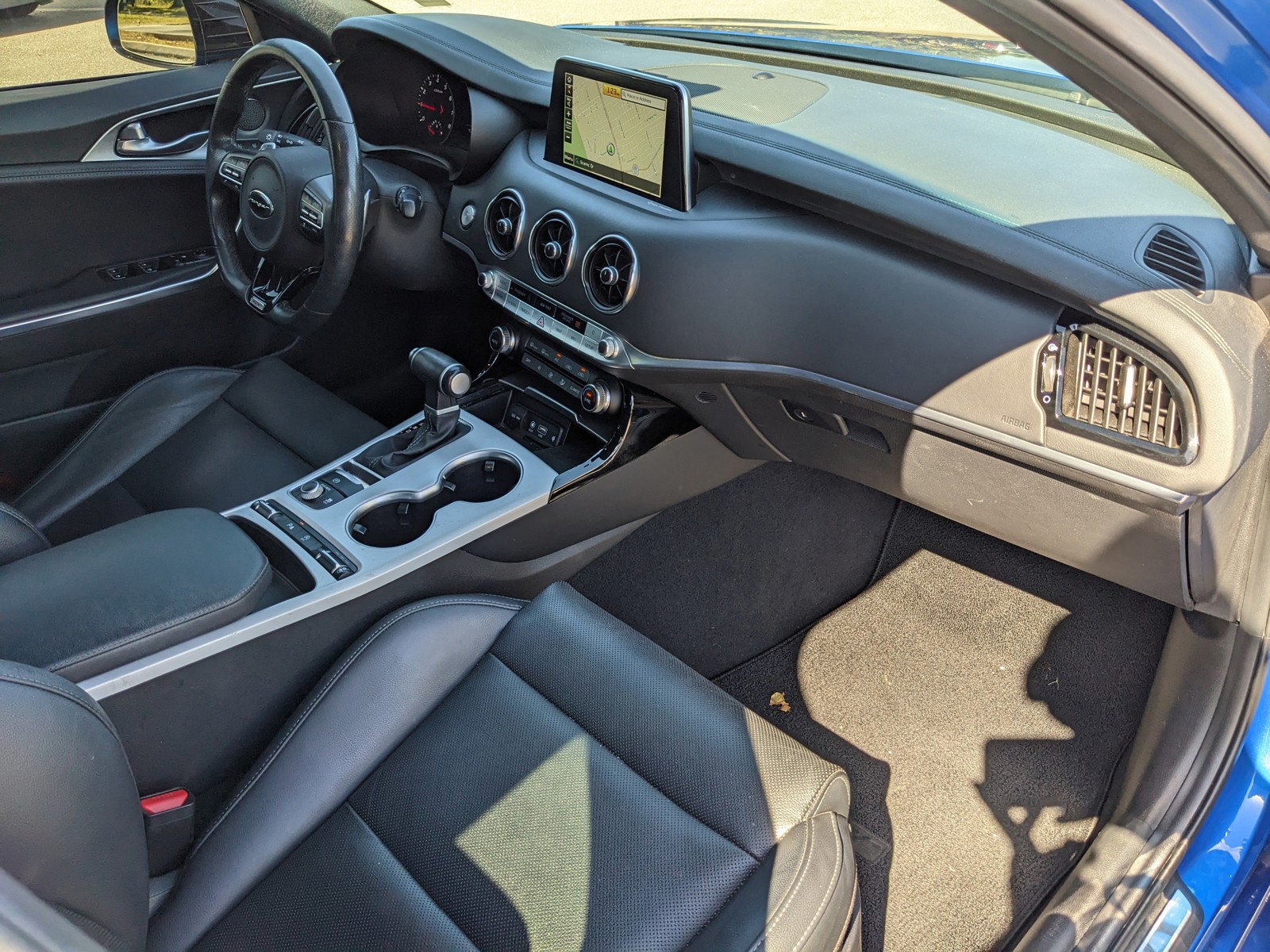 2020 Kia Stinger - Photo 13