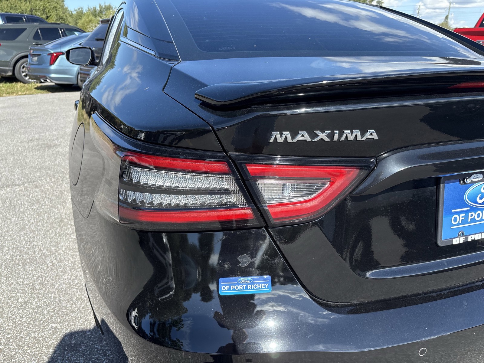 2023 Nissan Maxima - Photo 11