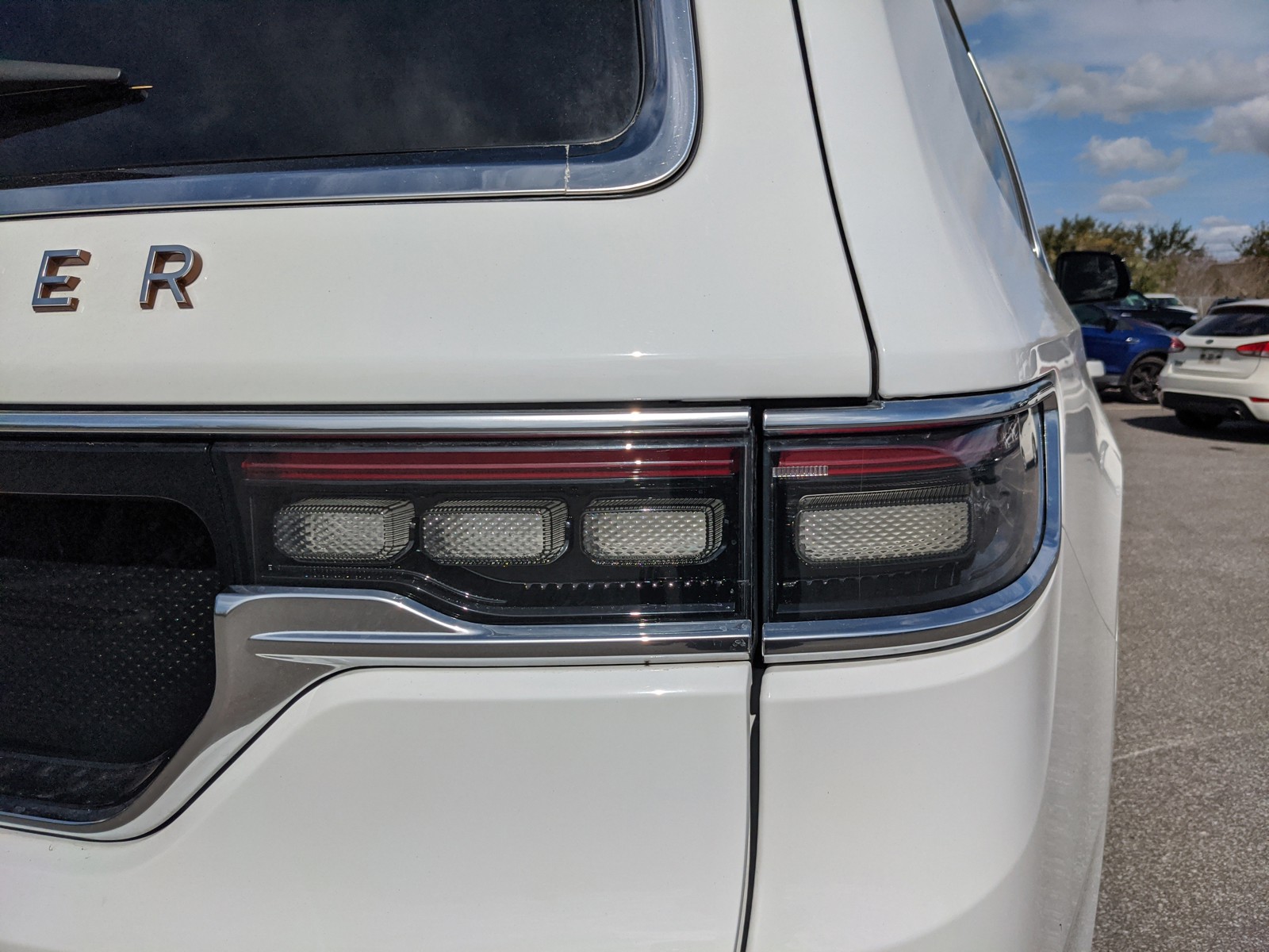 2024 Jeep Grand Wagoneer L - Photo 12