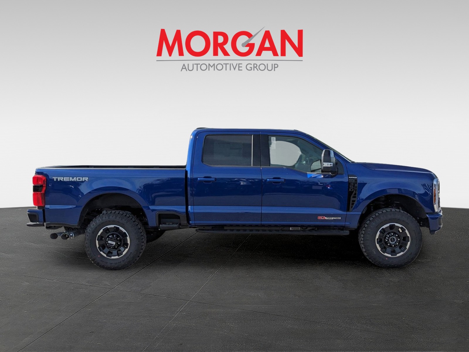 2026 Ford F-350SD - Photo 9