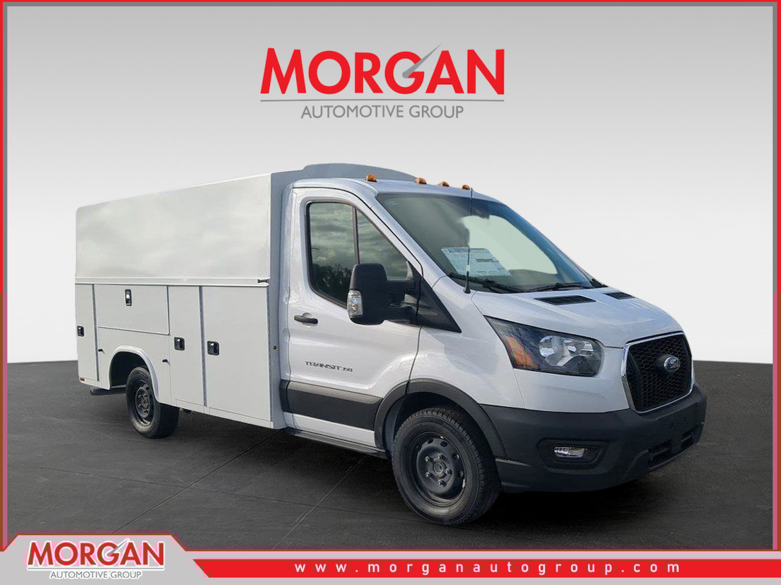 2025 Ford Transit Cutaway Base's photo