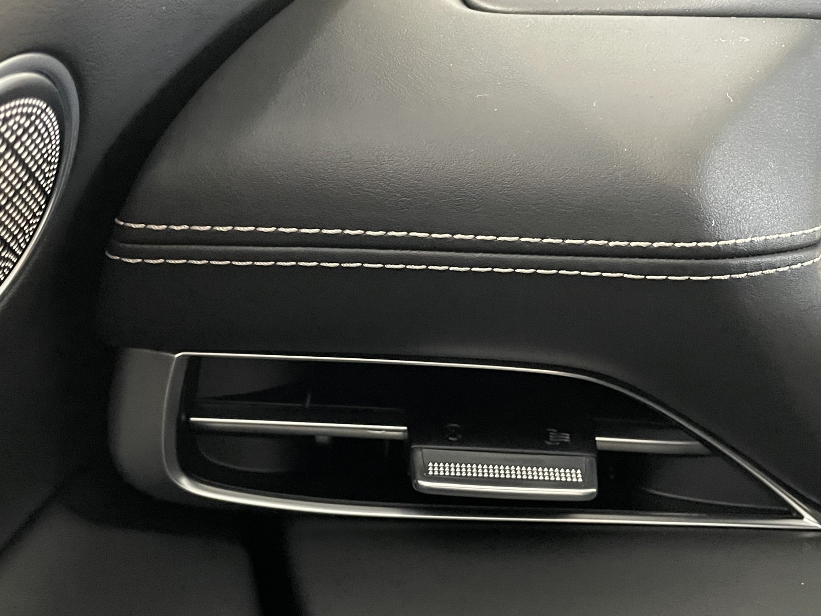 2024 Genesis GV80 3.5T AWD photo 15