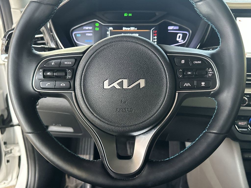 2022 Kia Niro - Photo 11