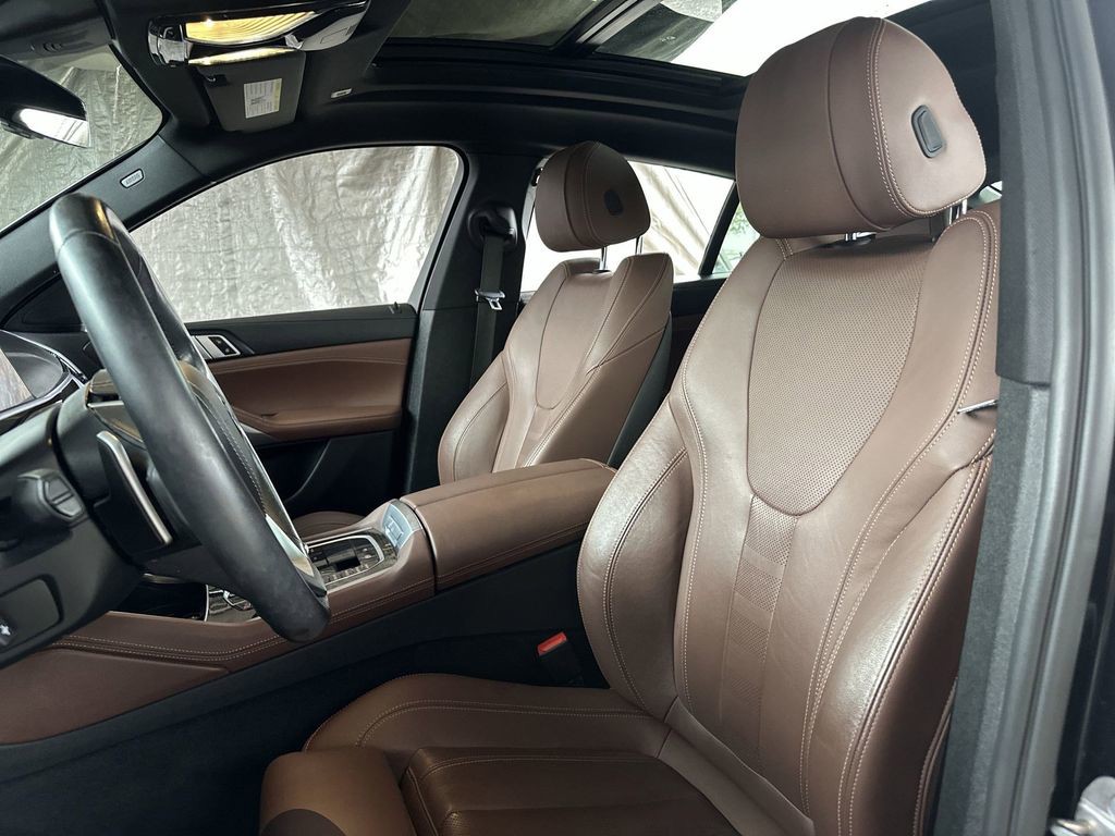 2021 BMW X6 - Photo 13