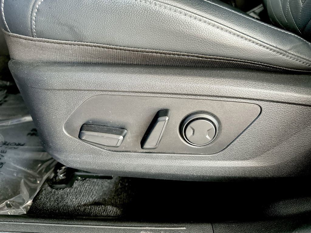 2023 Kia Sportage - Photo 14
