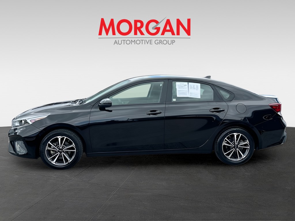 2024 Kia Forte - Photo 8