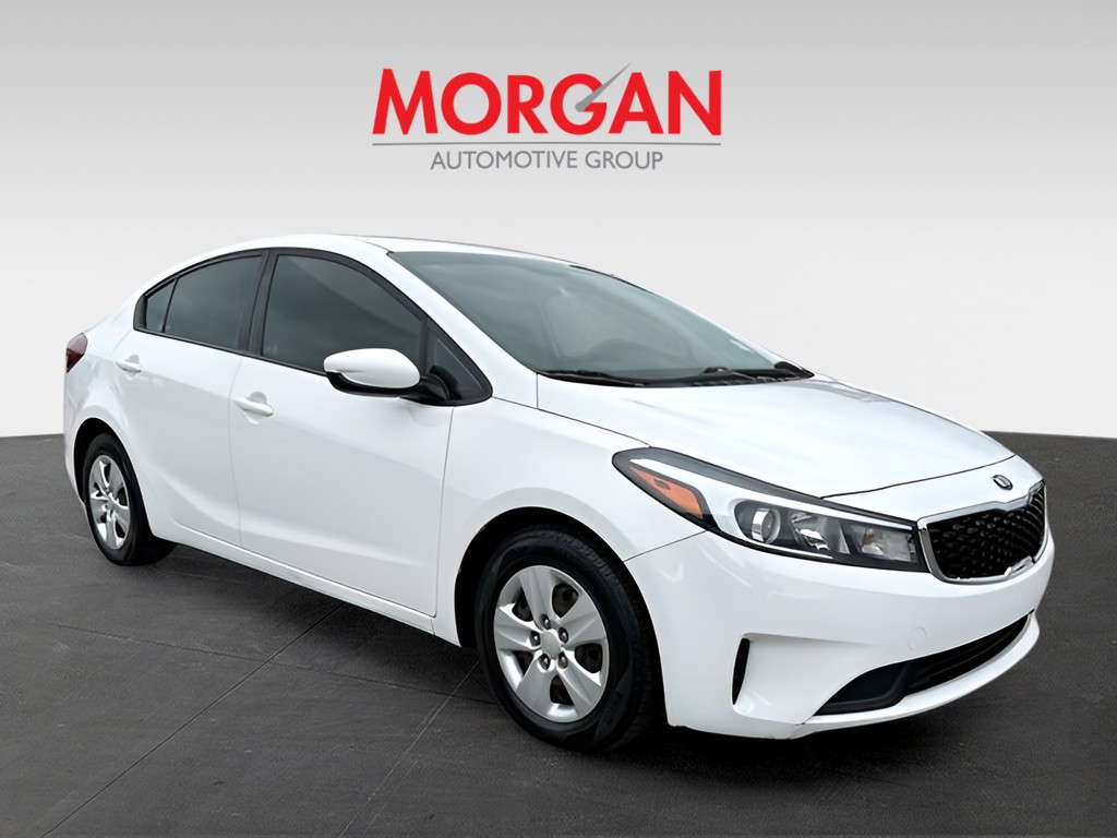2018 Kia Forte - Photo 2